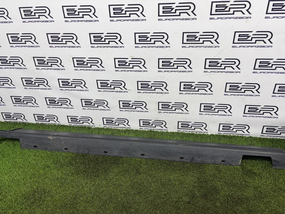 Накладка на порог левый Range Rover Sport L494