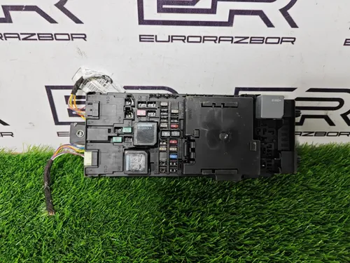 Блок предохранителей Range Rover Sport L494