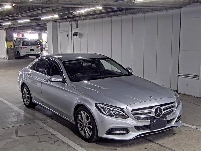 MERCEDES-BENZ C-Class W205 C200