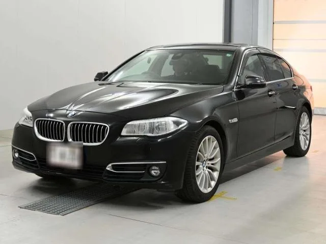 BMW 528I